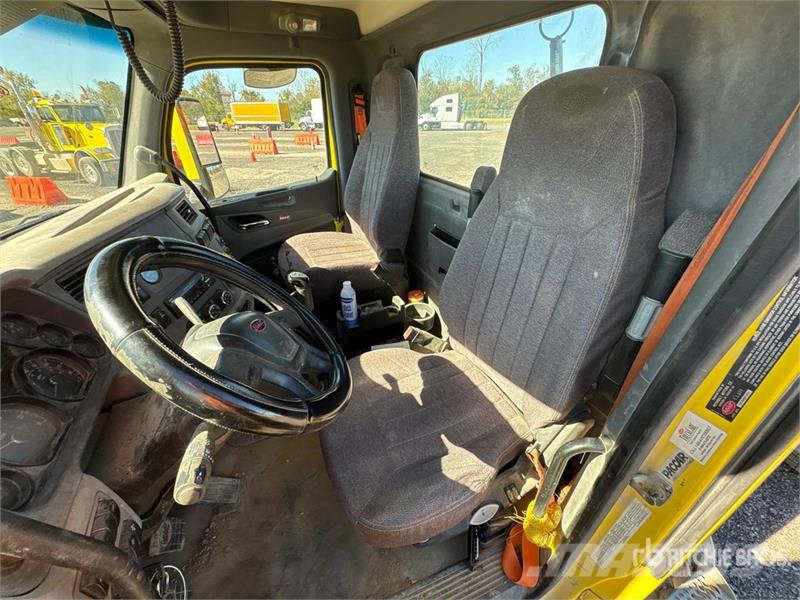 Peterbilt 579 Trekkers