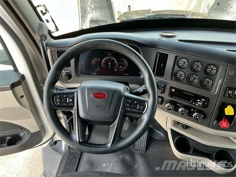 Peterbilt 579 Truck Tractor Units