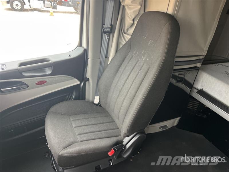 Peterbilt 579 وحدات الجر