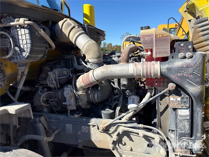Peterbilt 579 Trekkers