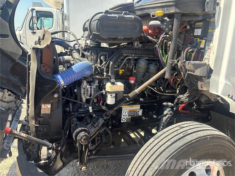 Peterbilt 579 Autotractoare