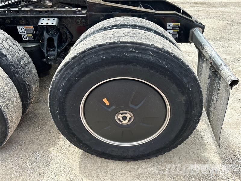 Peterbilt 579 Trekkvogner