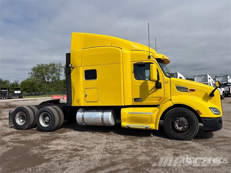 Peterbilt 579 وحدات الجر