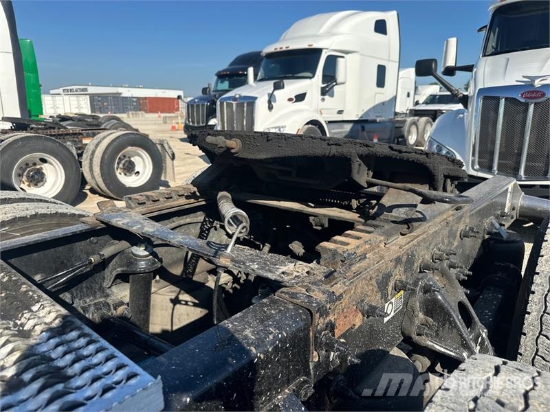 Peterbilt 579 Prime Movers