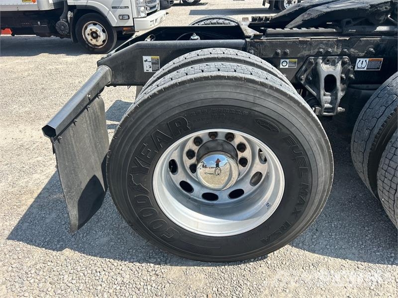 Peterbilt 579 Autotractoare