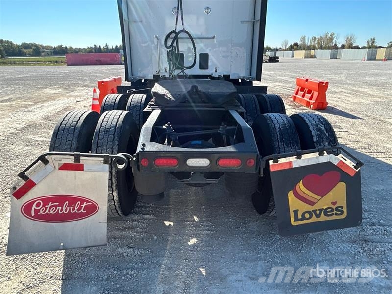 Peterbilt 579 牵引车