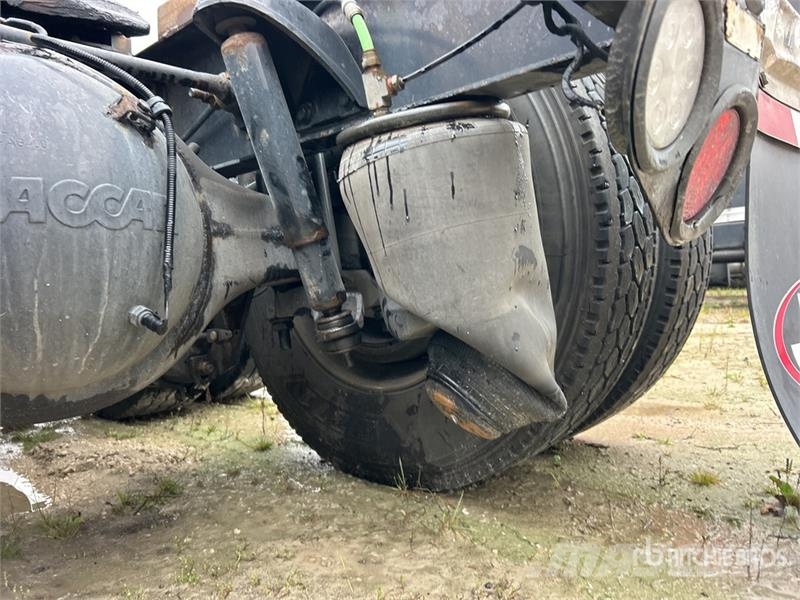 Peterbilt 579 Tractor Units