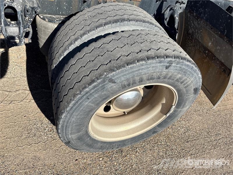 Peterbilt 579 曳引機組件