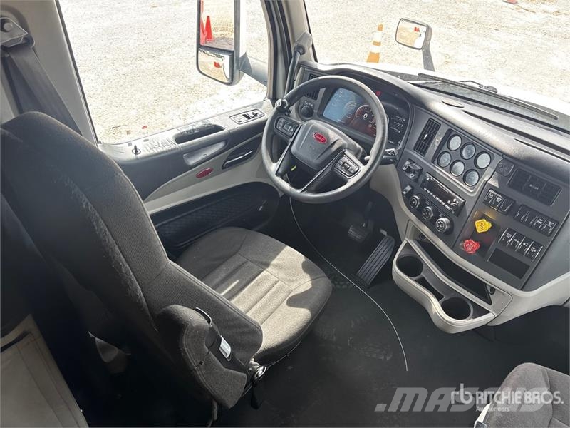 Peterbilt 579 Vetopöytäautot
