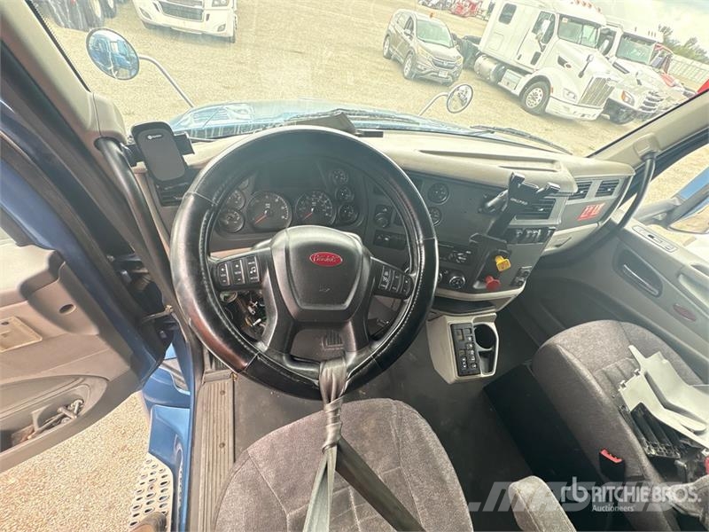 Peterbilt 579 Prime Movers