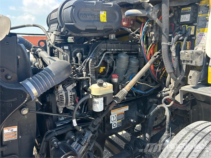 Peterbilt 579 Autotractoare