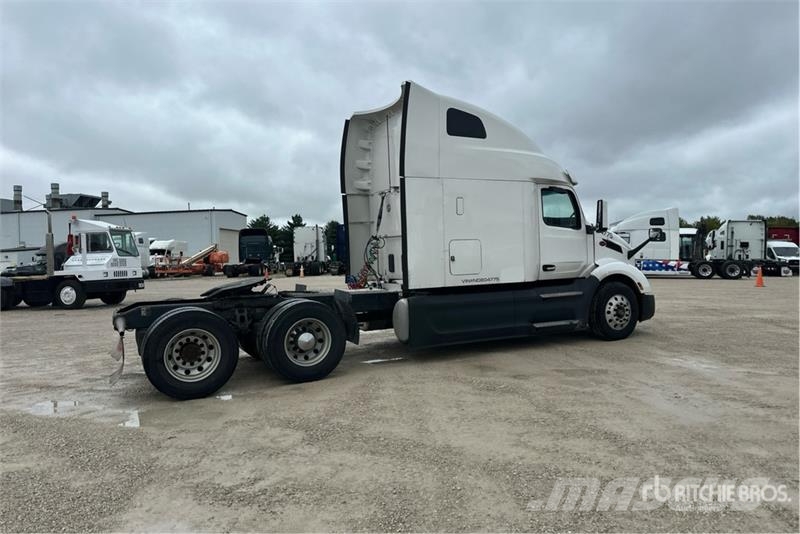 Peterbilt 579 Vilcēji