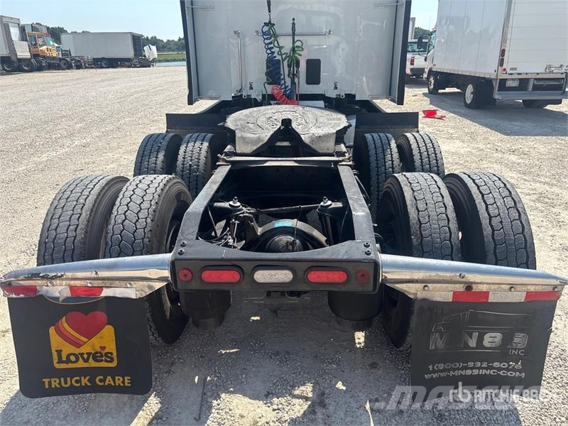 Peterbilt 579 Autotractoare