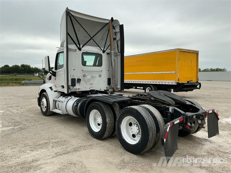 Peterbilt 579 Tractor Units