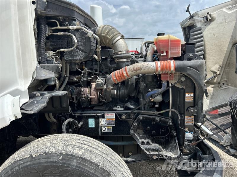 Peterbilt 579 وحدات الجر