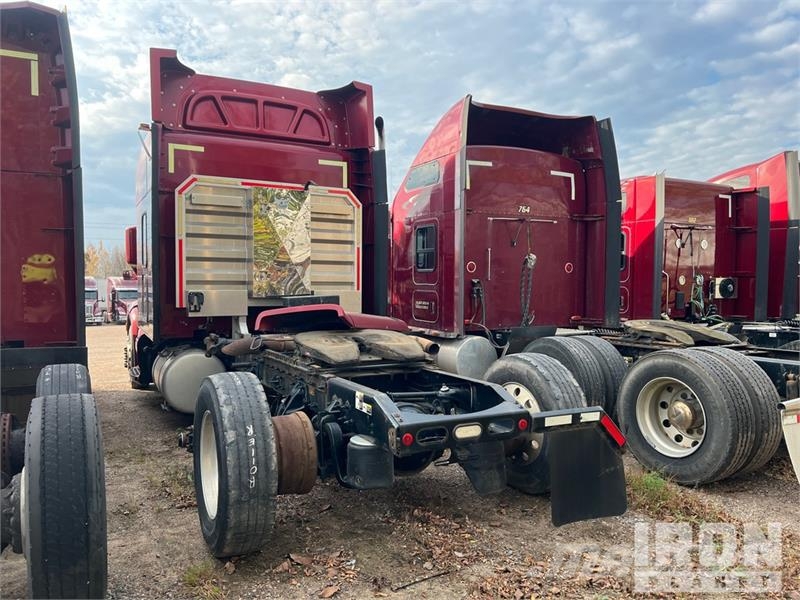 Peterbilt 579 Vilcēji