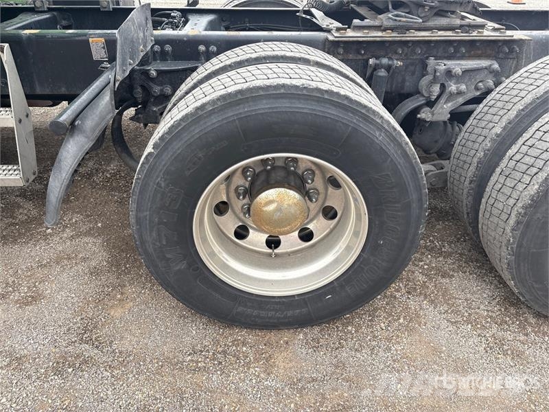 Peterbilt 579 وحدات الجر