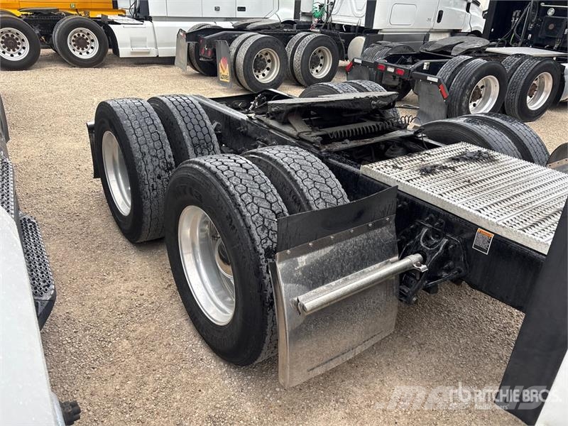 Peterbilt 579 Tractor Units