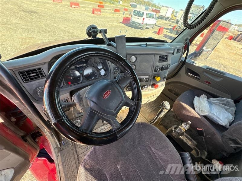 Peterbilt 579 Trekkers