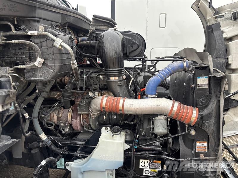 Peterbilt 579 Tractor Units