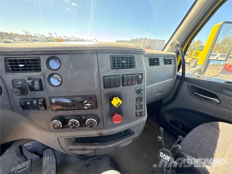 Peterbilt 579 Trekkers