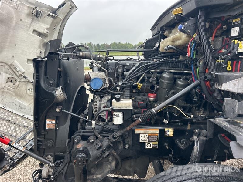 Peterbilt 579 Tractor Units
