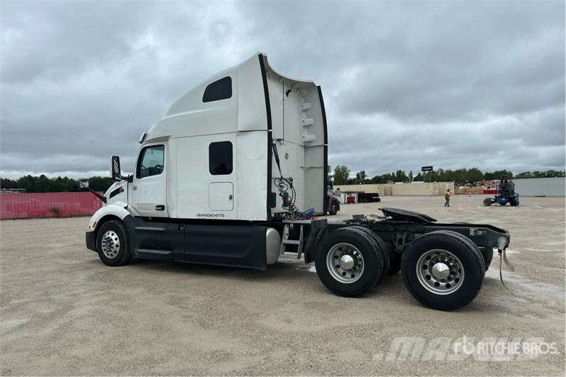 Peterbilt 579 Vilcēji