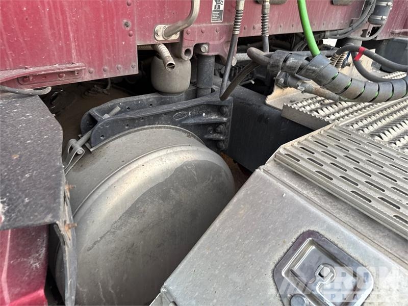Peterbilt 579 Vilcēji