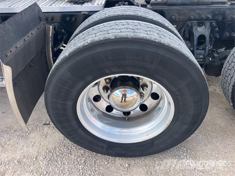 Peterbilt 579 牵引车