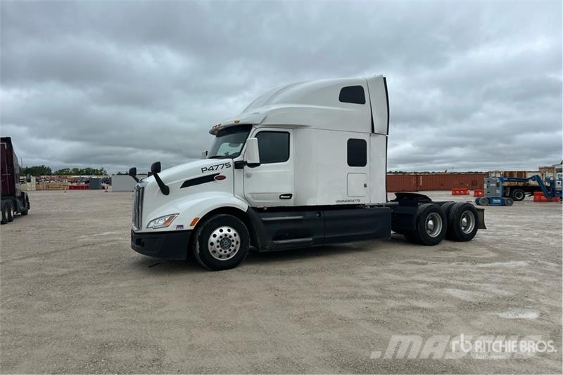 Peterbilt 579 Vilcēji