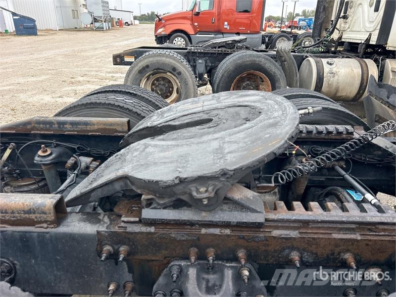 Peterbilt 579 Tractor Units