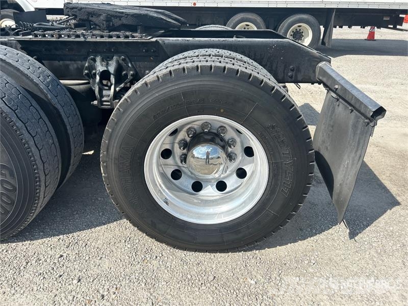 Peterbilt 579 Autotractoare