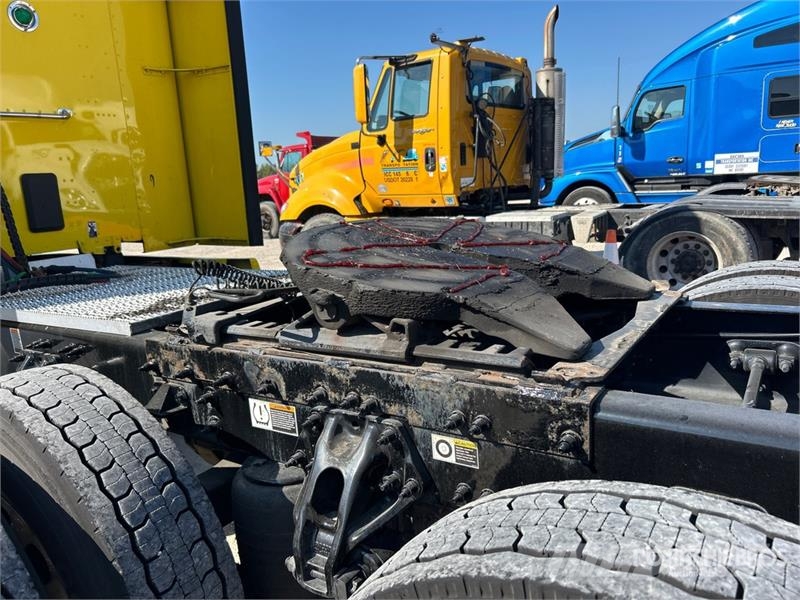 Peterbilt 579 Autotractoare