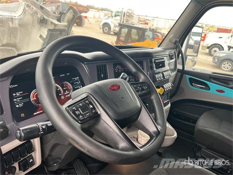 Peterbilt 579 Тягачі