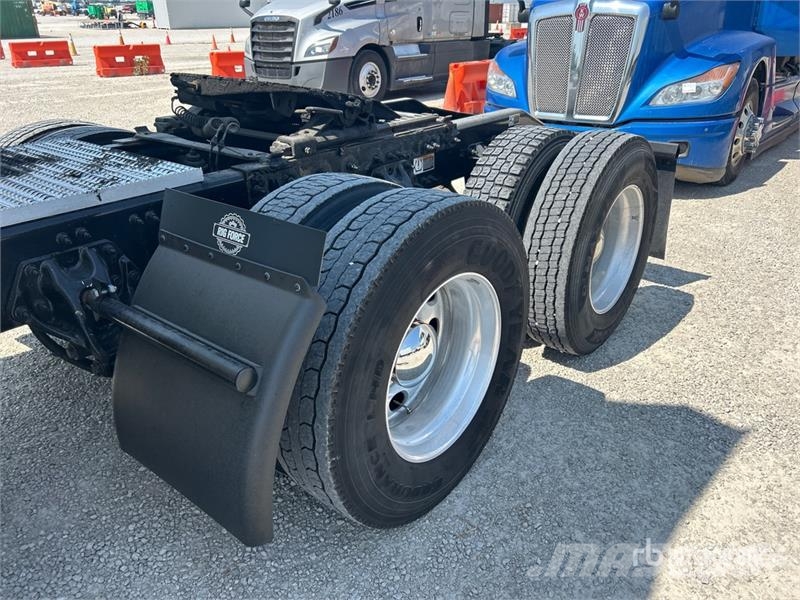 Peterbilt 579 Autotractoare