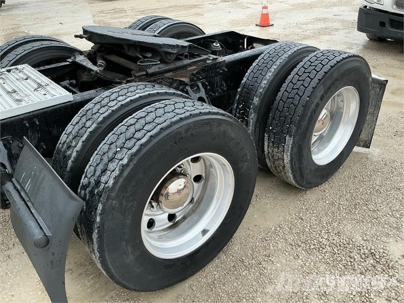 Peterbilt 579 Tractor Units