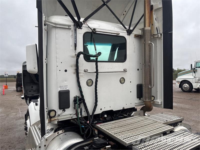 Peterbilt 579 Nyergesvontatók