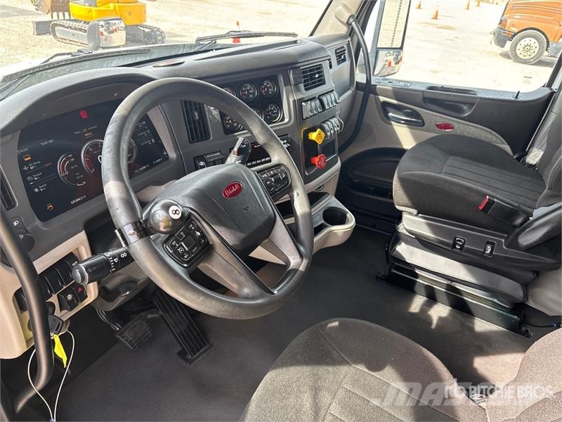 Peterbilt 579 Vetopöytäautot