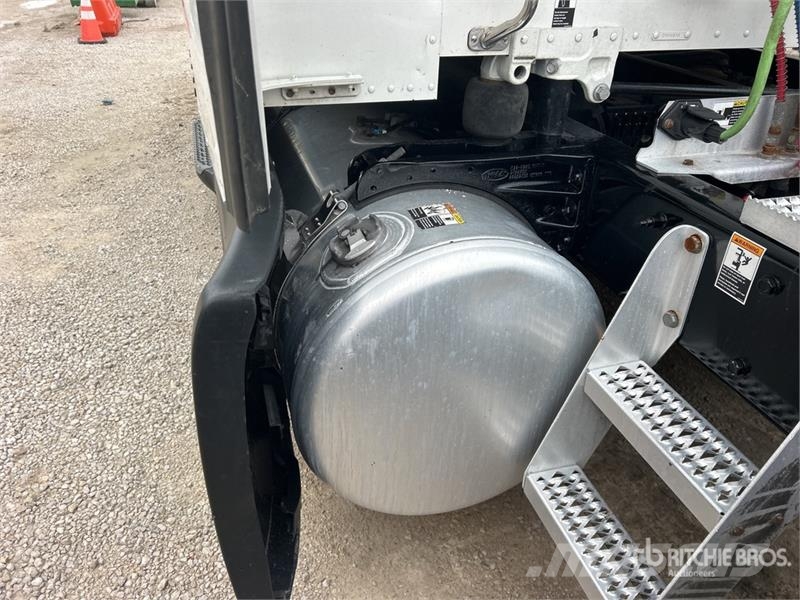 Peterbilt 579 وحدات الجر