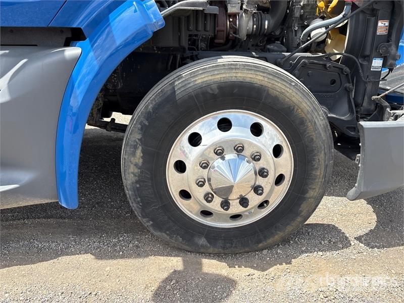 Peterbilt 579 وحدات الجر