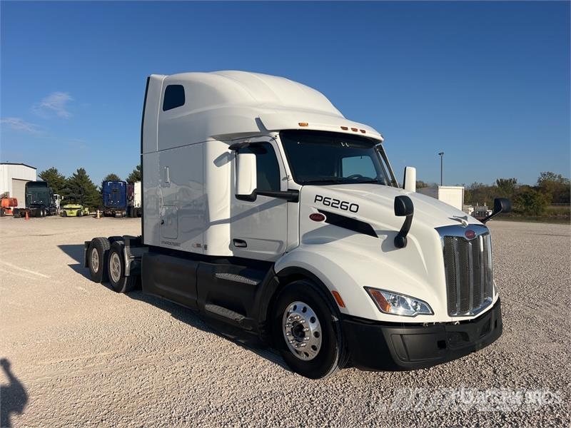Peterbilt 579 牵引车