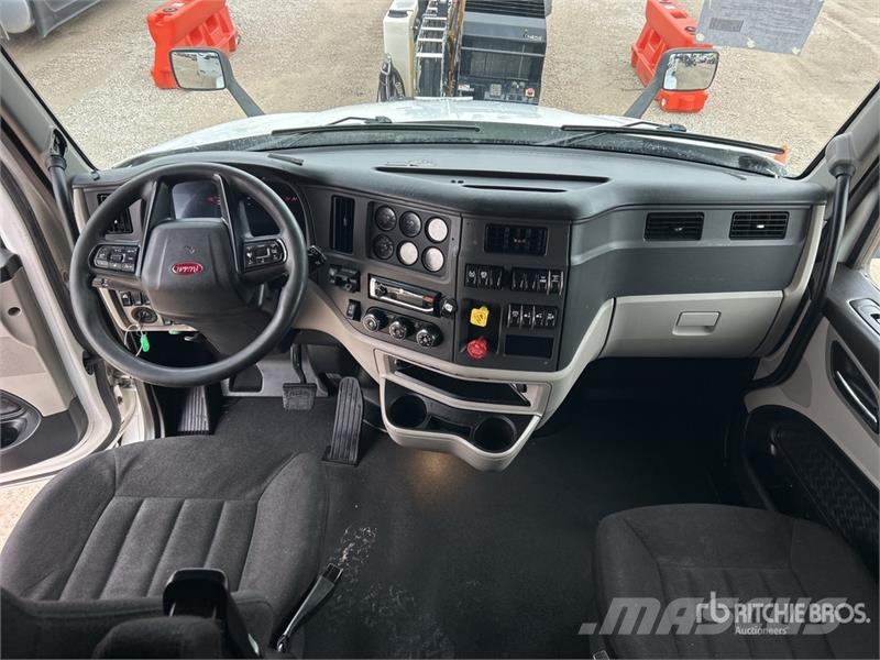 Peterbilt 579 Τράκτορες