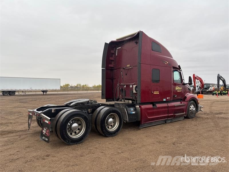 Peterbilt 579 Vilcēji