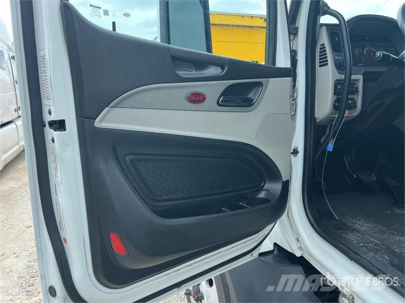 Peterbilt 579 وحدات الجر