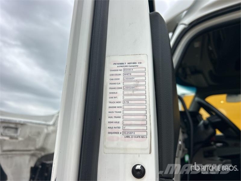 Peterbilt 579 وحدات الجر