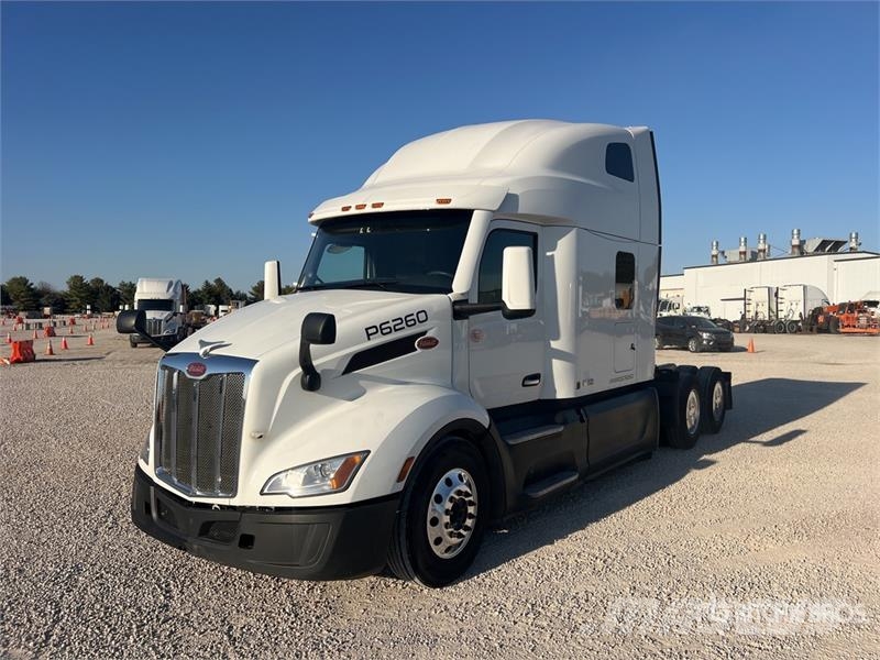 Peterbilt 579 牵引车