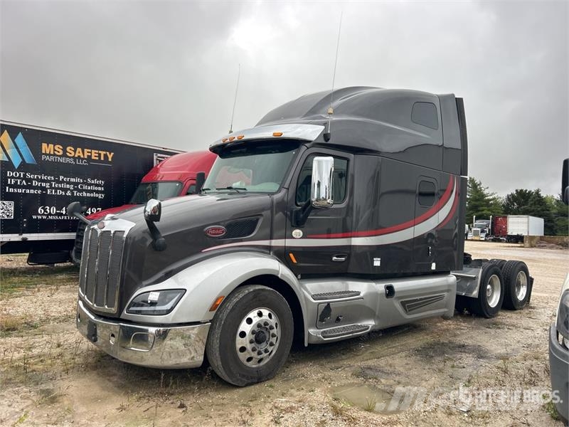 Peterbilt 579 Tractor Units