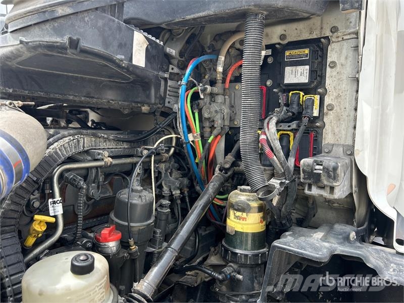 Peterbilt 579 وحدات الجر