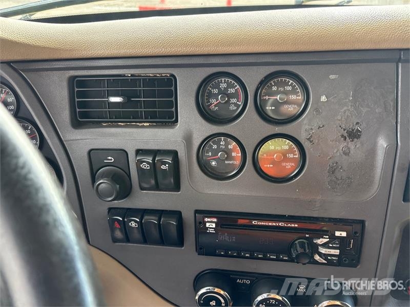 Peterbilt 579 وحدات الجر