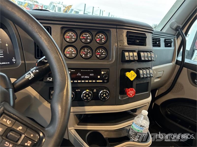 Peterbilt 579 Tractor Units